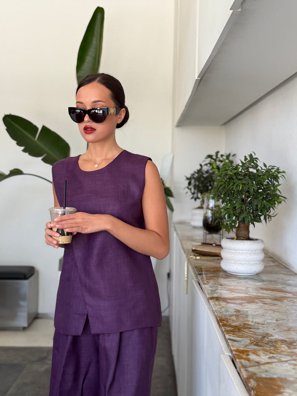Lavender Geometric Embroidered Linen Abaya – Summer Colors